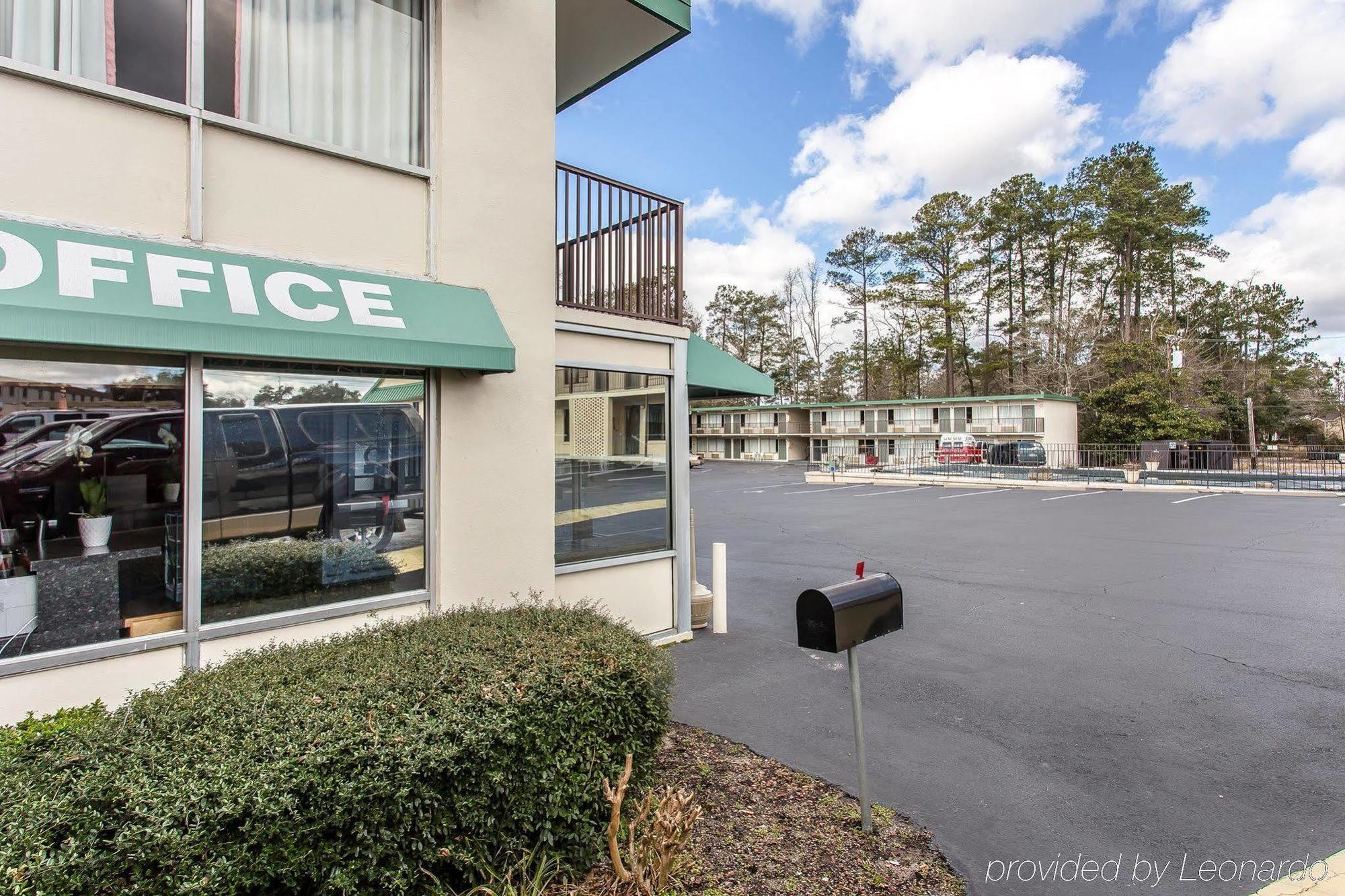 Econo-Lodge Of Conway Exterior photo