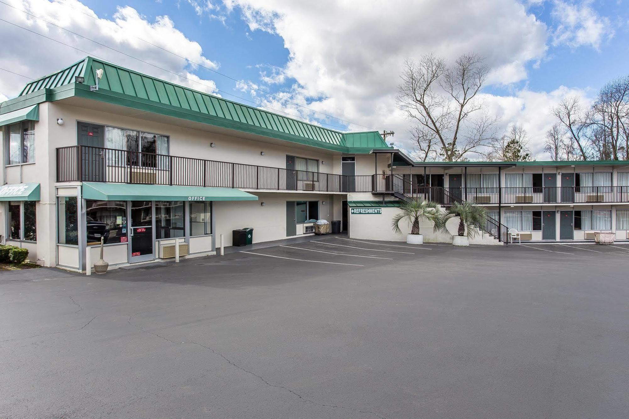 Econo-Lodge Of Conway Exterior photo