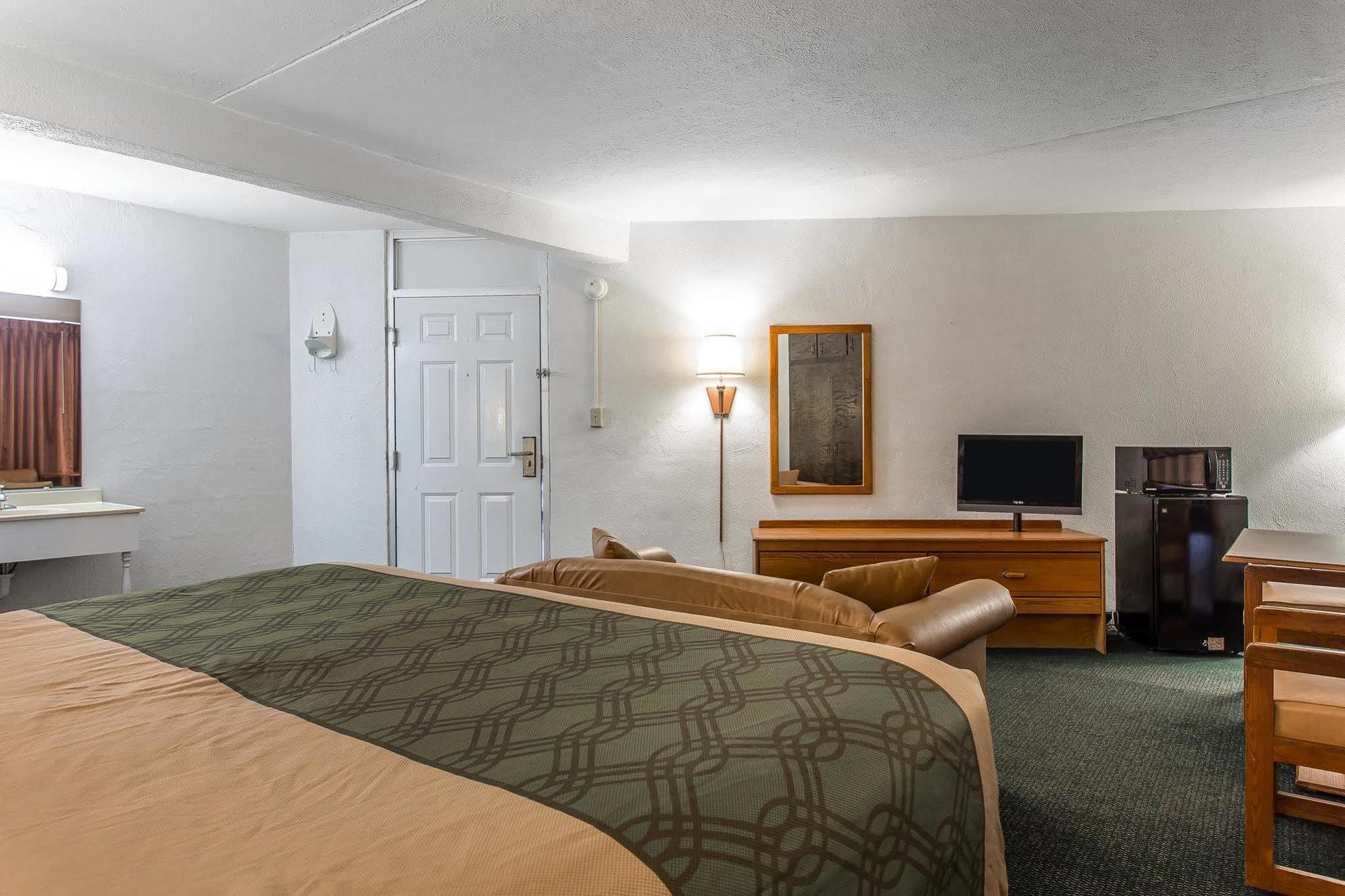 Econo-Lodge Of Conway Exterior photo